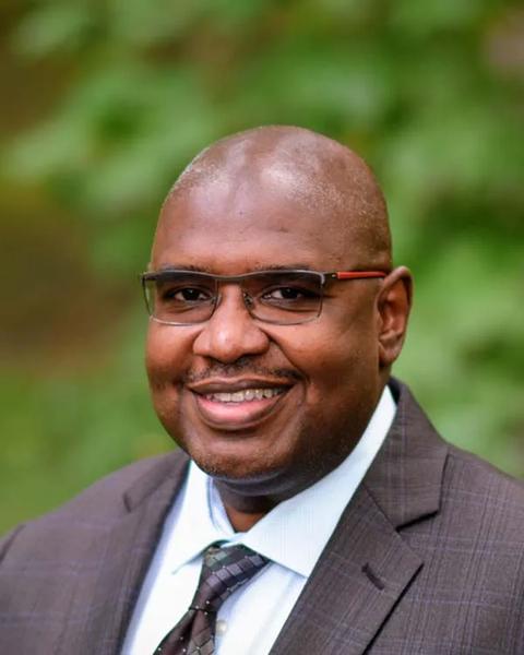 Tony Frazier (NHC Fellow, 2021–22)