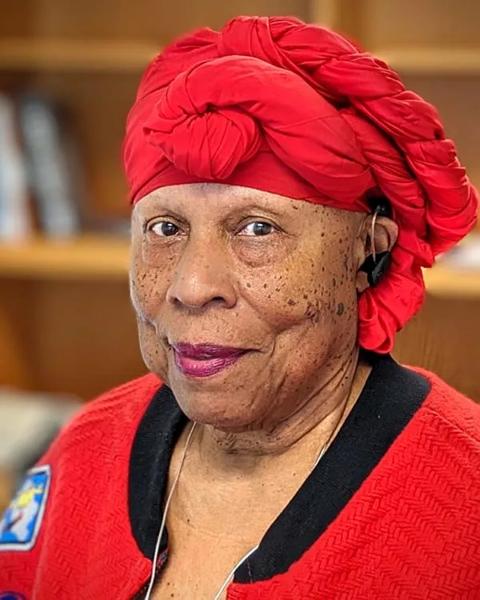 Jontyle Theresa Robinson (NHC Fellow, 2022–23)